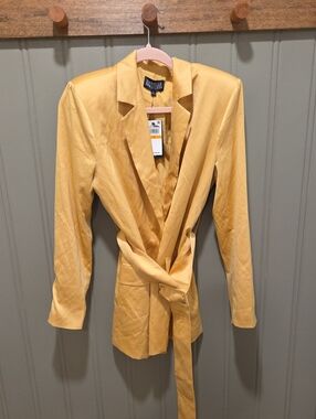 DANIELLE BERNSTEIN Golden Yellow Wrap Blazer